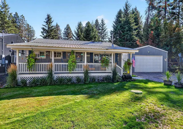 Single family home for sale at 192 Knott Rd, Newport, WA 99156 | MLS# 202624581