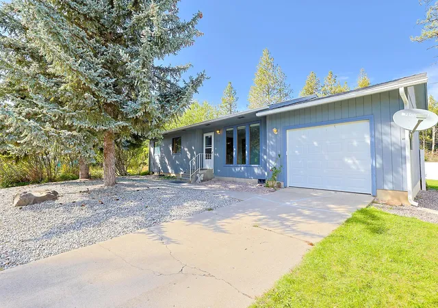 Photo 1 of Single family home for sale at 1125 E Evergreen Dr, Medical Lake, WA 99022 | MLS# 202624585 | Listing updated on 2026-09-23