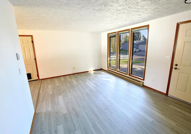 Photo 4 of Single family home for sale at 1125 E Evergreen Dr, Medical Lake, WA 99022 | MLS# 202624585 | Listing updated on 2026-09-23