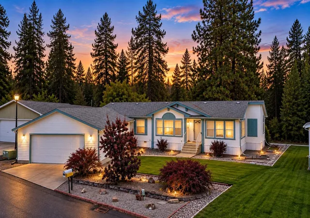 Photo 1 of Manufactured home for sale at 14619 N Farragut Ln, Mead, WA 99021 | MLS# 202624587 | Listing updated on 2026-09-28