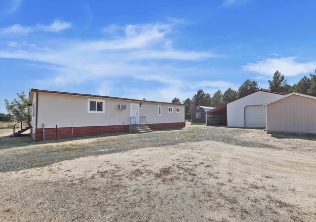 Photo 4 of Manufactured home for sale at 2309 W Blue Quail Ct, Deer Park, WA 99006 | MLS# 202624597 | Listing updated on 2026-09-28
