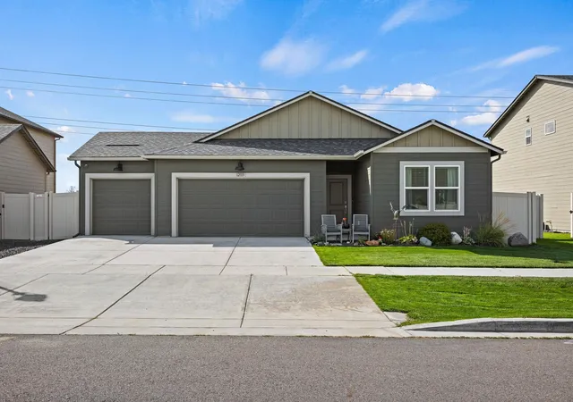 Single family home for sale at 12113 N Haven St, Mead, WA 99021 | MLS# 202624601