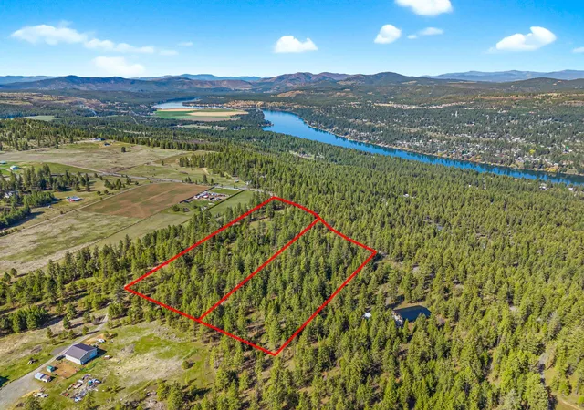 Land for sale at 133xx W Pine Blf Rd, Nine Mile Falls, WA 99026 | MLS# 202624611