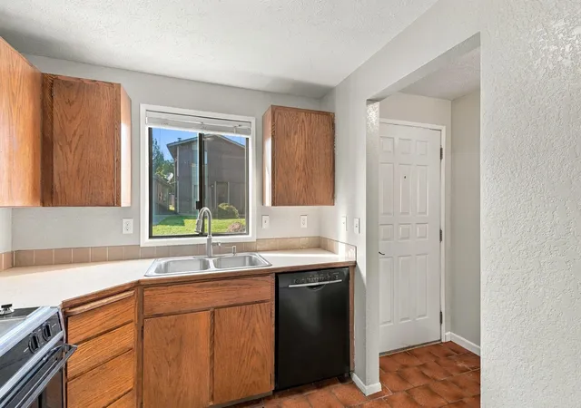 Photo 4 of Townhouse for sale at 411 Clay St, Cheney, WA 99004 | MLS# 202624621 | Listing updated on 2026-09-23