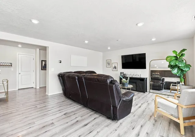 Photo 2 of Single family home for sale at 4406 W Connaught Ave, Spokane, WA 99208 | MLS# 202624622 | Listing updated on 2026-09-22
