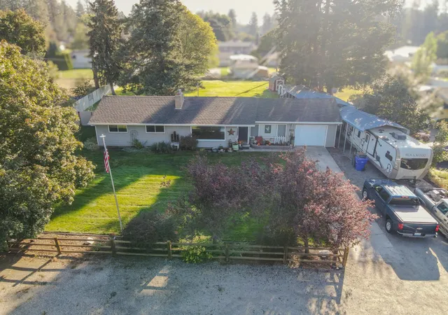 Photo 2 of Single family home for sale at 2319 S Sunrise Rd, Spokane Valley, WA 99206 | MLS# 202624626 | Listing updated on 2026-09-22