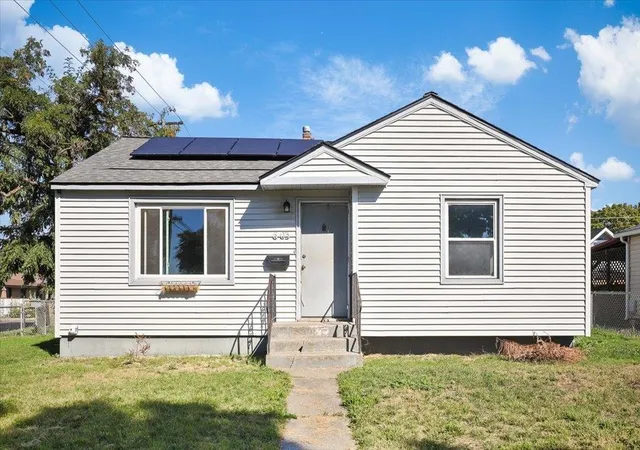 Single family home for sale at 603 E Walton Ave, Spokane, WA 99207 | MLS# 202624634