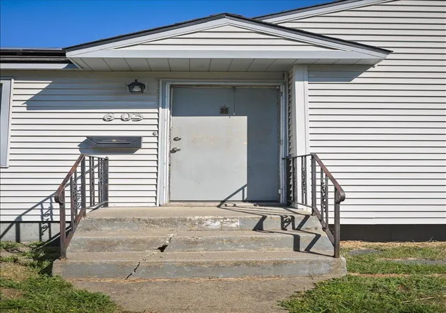 Photo 3 of Single family home for sale at 603 E Walton Ave, Spokane, WA 99207 | MLS# 202624634 | Listing updated on 2026-09-22