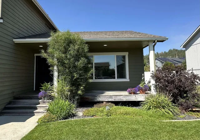 Photo 1 of Single family home for sale at 9211 E Fraser Ct, Spokane, WA 99206 | MLS# 202624640 | Listing updated on 2026-09-22