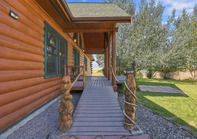 Photo 3 of Single family home for sale at 37800 Jane Ln, Davenport, WA 99122 | MLS# 202624643 | Listing updated on 2026-09-23