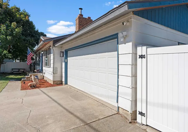 Photo 3 of Single family home for sale at 12005 E Cataldo Dr, Spokane Valley, WA 99206 | MLS# 202624647 | Listing updated on 2026-09-22