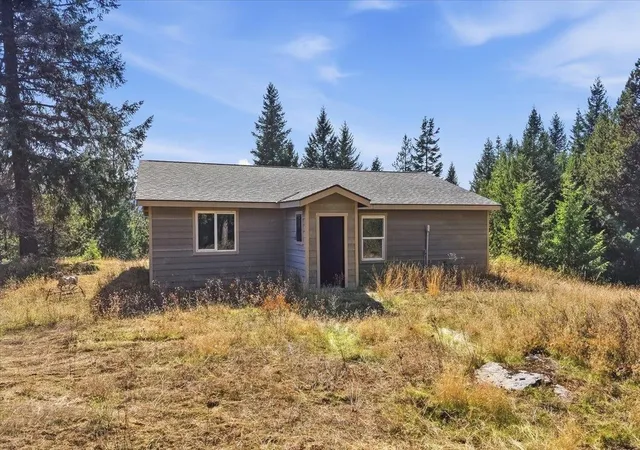 Photo 1 of Single family home for sale at 8531 Fertile Valley Rd, Newport, WA 99156 | MLS# 202624651 | Listing updated on 2026-09-22