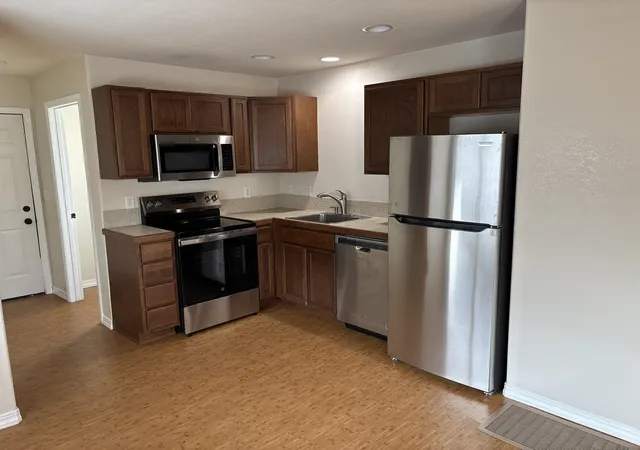 Photo 3 of Sale Pending at 708 E Providence Ave, Spokane, WA 99207 | MLS# 202624655 | Listing updated on 2026-09-24