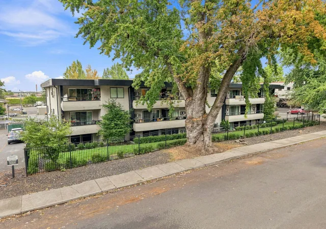 Photo 4 of Multi family home for sale at 29 E 6th Avenue, Spokane, WA 99202 | MLS# 202624659 | Listing updated on 2026-09-23
