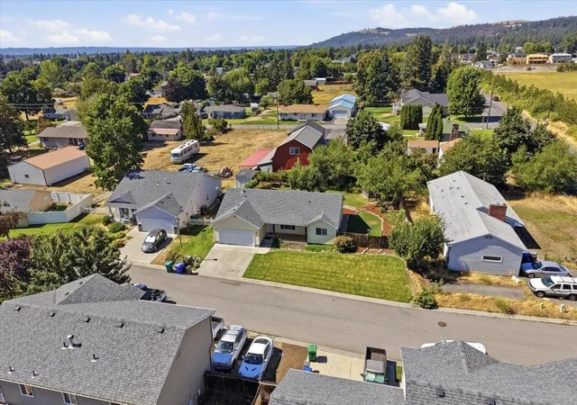 Photo 3 of Single family home for sale at 4309 N Dartmouth Ln, Spokane Valley, WA 99206 | MLS# 202624661 | Listing updated on 2026-09-22