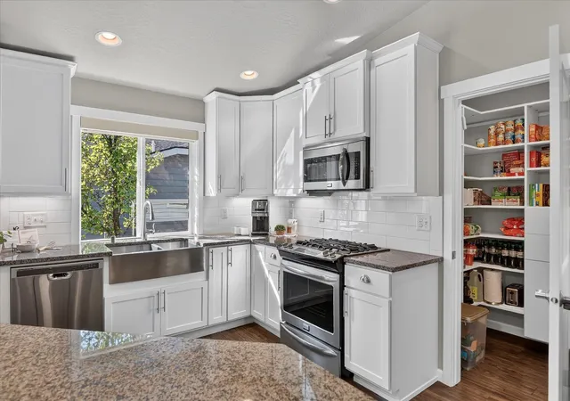 Photo 2 of Single family home for sale at 1015 W Siena Peak Dr, Spokane, WA 99224 | MLS# 202624688 | Listing updated on 2026-09-24