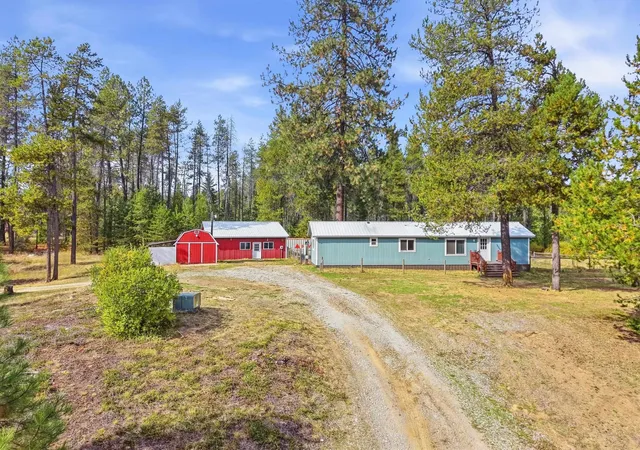 Photo 3 of Land for sale at 3089 Southshore Diamond Lake Rd, Newport, WA 99156 | MLS# 202624696 | Listing updated on 2026-09-30