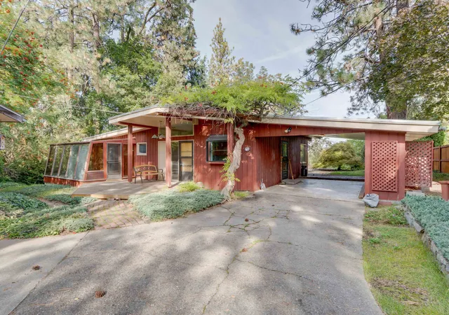 Photo 1 of Single family home for sale at 2903 E 13th Avenue, Spokane, WA 99202 | MLS# 202624697 | Listing updated on 2026-09-24