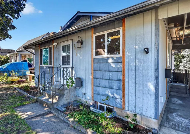 Single family home for sale at 2813 N Altamont St, Spokane, WA 99207 | MLS# 202624699