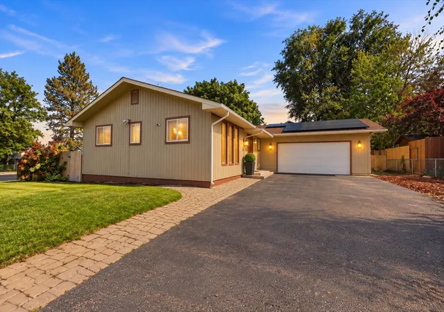 Single family home for sale at 8610 N Antietam Dr, Spokane, WA 99208 | MLS# 202624700