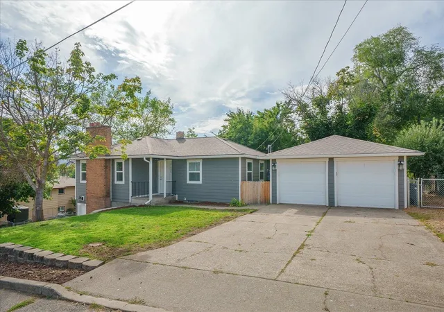 Photo 3 of Single family home for sale at 1115 N Woodward Rd, Spokane Valley, WA 99206 | MLS# 202624715 | Listing updated on 2026-09-23