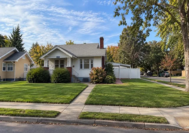 Single family home for sale at 3204 W Alice Ave, Spokane, WA 99205 | MLS# 202624726