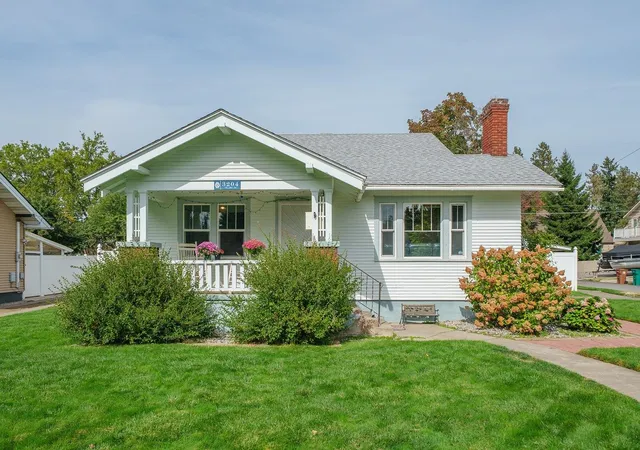 Photo 1 of Single family home for sale at 3204 W Alice Ave, Spokane, WA 99205 | MLS# 202624726 | Listing updated on 2026-10-08