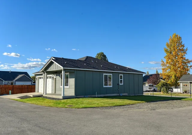 Photo 3 of Single family home for sale at 17803 E 3rd Lane, Spokane Valley, WA 99016 | MLS# 202624741 | Listing updated on 2026-10-18