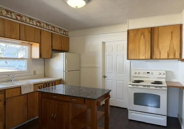 Photo 3 of Single family home for sale at 350 W Wellesley Ave, Spokane, WA 99205 | MLS# 202624749 | Listing updated on 2026-09-24
