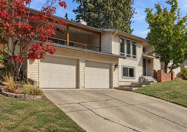 Photo 2 of Single family home for sale at 2212 W Weile Ave, Spokane, WA 99208 | MLS# 202624752 | Listing updated on 2026-09-24