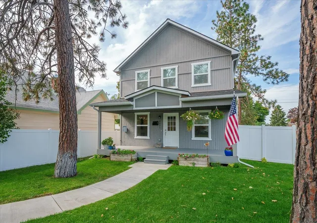 Single family home for sale at 4621 N Whitehouse St, Spokane, WA 99205 | MLS# 202624753