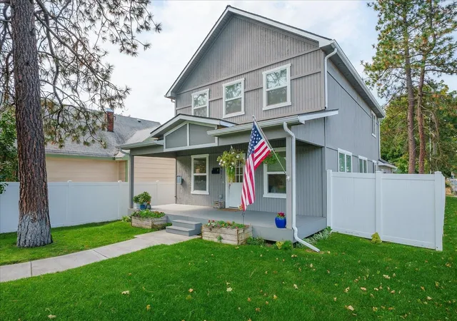 Photo 2 of Single family home for sale at 4621 N Whitehouse St, Spokane, WA 99205 | MLS# 202624753 | Listing updated on 2026-09-24