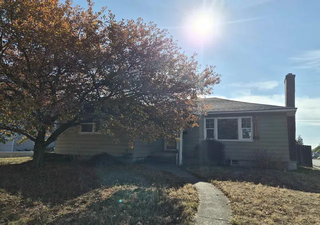 Photo 1 of Single family home for sale at 504 E Providence Ave, Spokane, WA 99207 | MLS# 202624757 | Listing updated on 2026-10-22