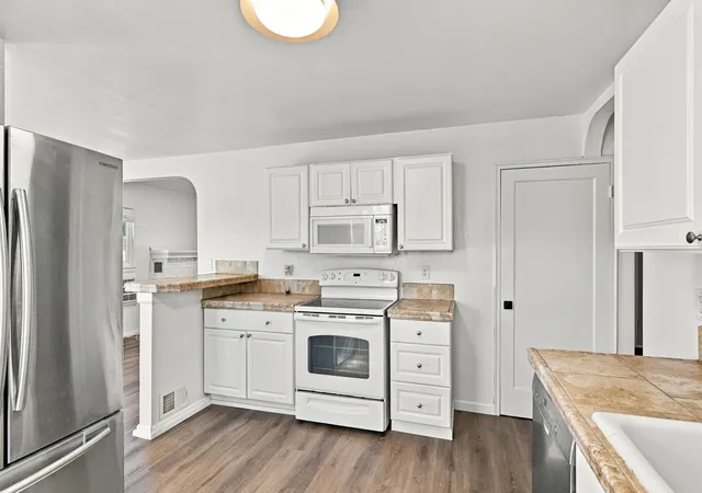 Photo 3 of Single family home for sale at 504 E Providence Ave, Spokane, WA 99207 | MLS# 202624757 | Listing updated on 2026-09-24