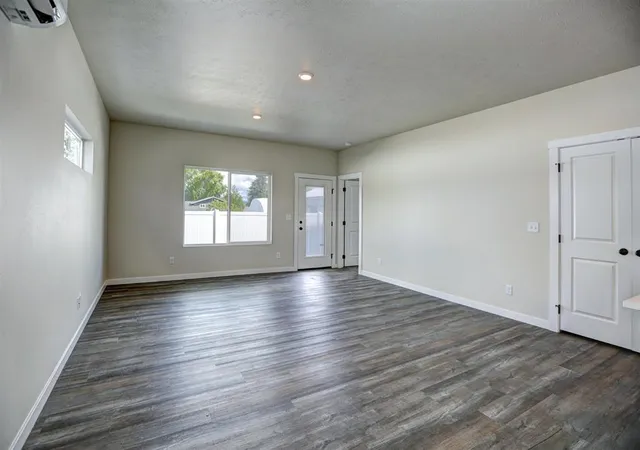 Photo 3 of Single family home for sale at 215 N Vercler Ln, Spokane Valley, WA 99216 | MLS# 202624772 | Listing updated on 2026-09-24