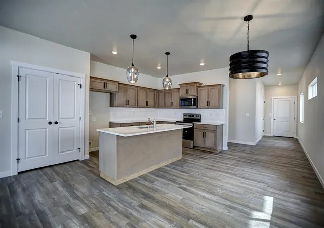 Photo 4 of Single family home for sale at 215 N Vercler Ln, Spokane Valley, WA 99216 | MLS# 202624772 | Listing updated on 2026-09-24