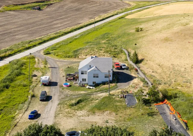Photo 3 of Single family home for sale at 1442 Old Thomton Hwy, Rosalia, WA 99170 | MLS# 202624781 | Listing updated on 2026-10-01