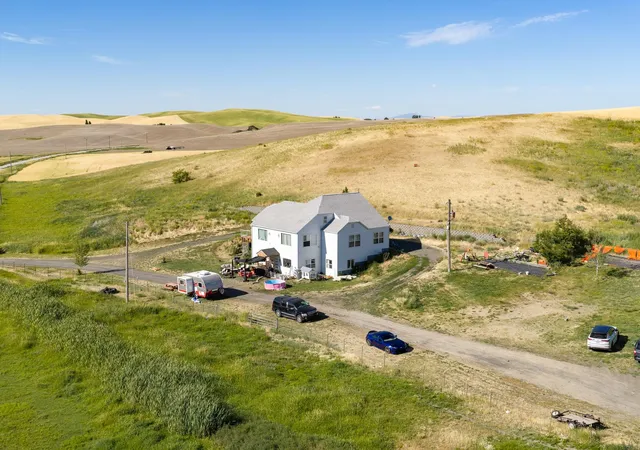Photo 4 of Single family home for sale at 1442 Old Thomton Hwy, Rosalia, WA 99170 | MLS# 202624781 | Listing updated on 2026-10-01