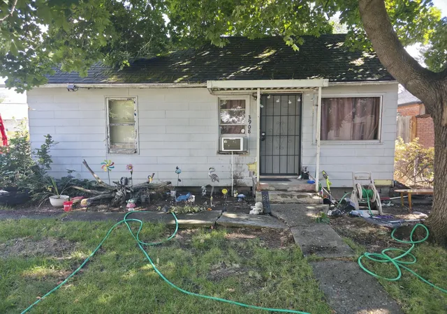 Single family home for sale at 3908 N Howard St, Spokane, WA 99205 | MLS# 202624788