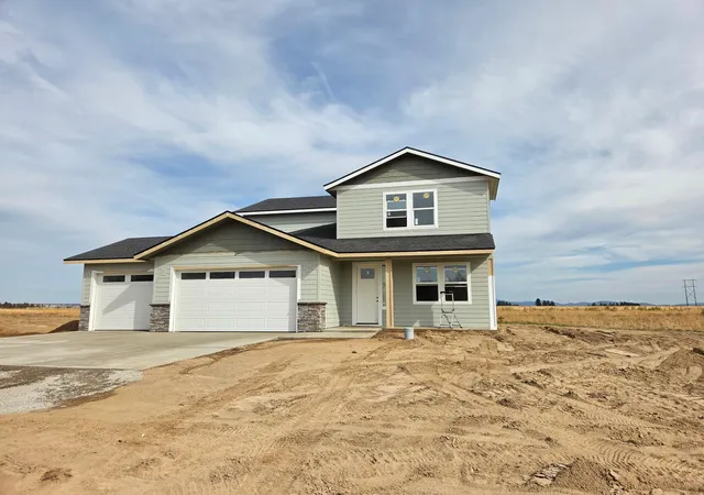 Photo 1 of Single family home for sale at 1481 W Half Moon Rd, Colbert, WA 99005 | MLS# 202624806 | Listing updated on 2026-10-01