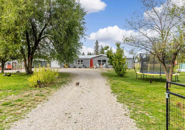 Photo 2 of Manufactured home for sale at 4582 A Hwy 231, Springdale, WA 99173 | MLS# 202624808 | Listing updated on 2026-10-07