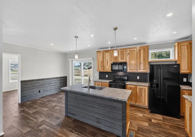 Photo 3 of Manufactured home for sale at 1116 W 1st Street, Newport, WA 99156 | MLS# 202624810 | Listing updated on 2026-10-01