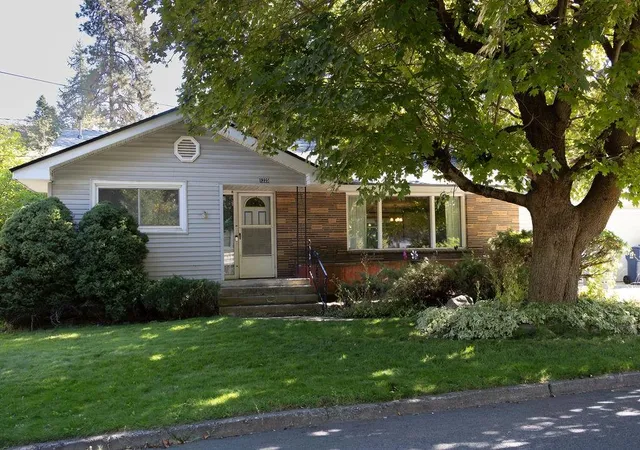 Single family home for sale at 1225 S Crestline St, Spokane, WA 99202 | MLS# 202624812