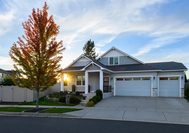 Photo 1 of Single family home for sale at 1824 S Ridgetop Dr, Greenacres, WA 99016 | MLS# 202624824 | Listing updated on 2026-10-08