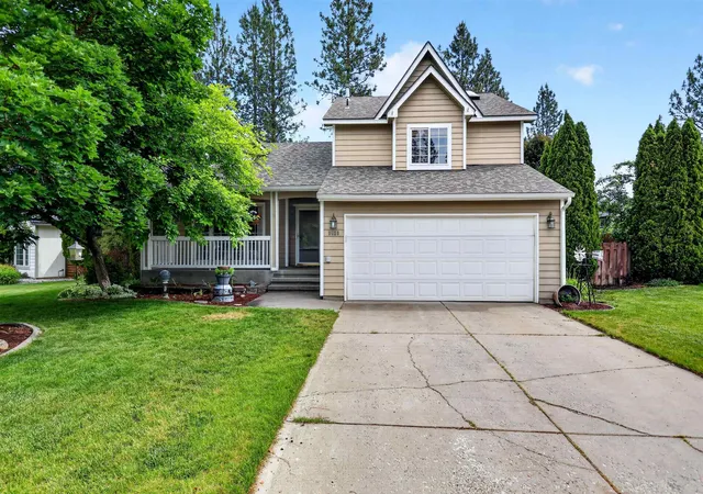 Single family home for sale at 9920 N Parkside Dr, Nine Mile Falls, WA 99026 | MLS# 202624830