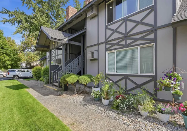Condo for sale at 108 E Weile Ave, Spokane, WA 99208 | MLS# 202624831