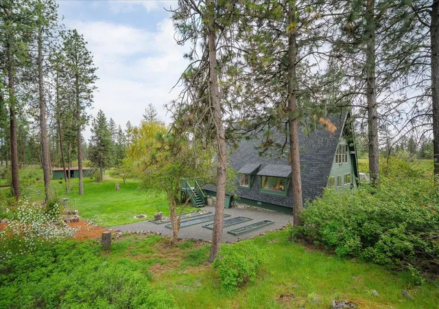 Photo 2 of Single family home for sale at 101 S Russell Rd, Spokane, WA 99224 | MLS# 202624840 | Listing updated on 2026-10-02