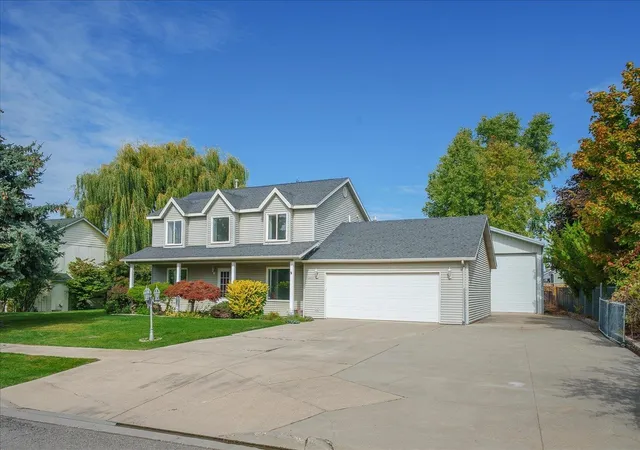 Photo 1 of Sale Pending at 1414 W Carolina Way, Spokane, WA 99208 | MLS# 202624847 | Listing updated on 2026-10-08