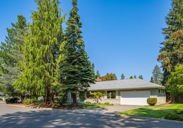 Photo 2 of Single family home for sale at 5405 S Garfield St, Spokane, WA 99223 | MLS# 202624856 | Listing updated on 2026-10-08