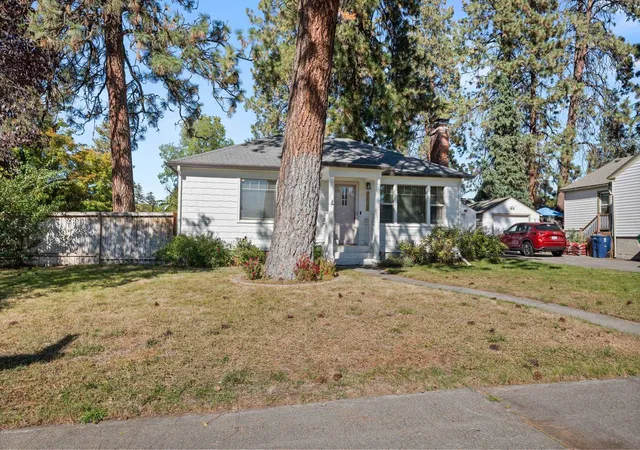 Photo 3 of Single family home for sale at 2826 W Upton Ave, Spokane, WA 99205 | MLS# 202624862 | Listing updated on 2026-10-08
